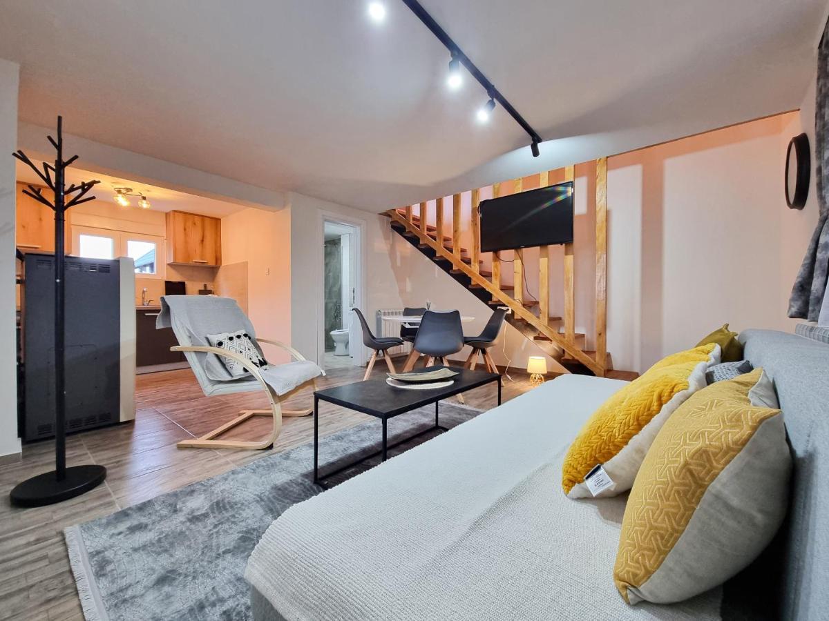 Apartmani Gala Zabljak Esterno foto