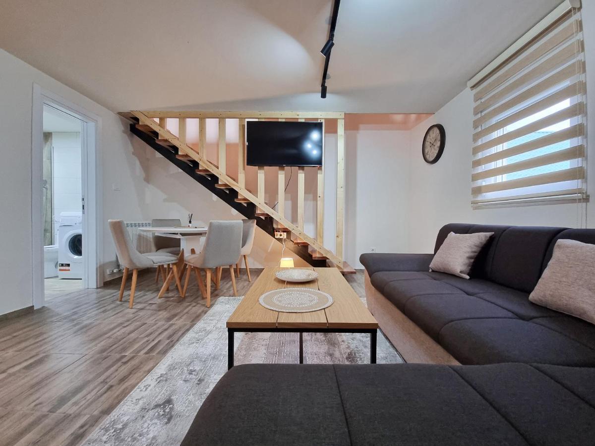 Apartmani Gala Zabljak Esterno foto